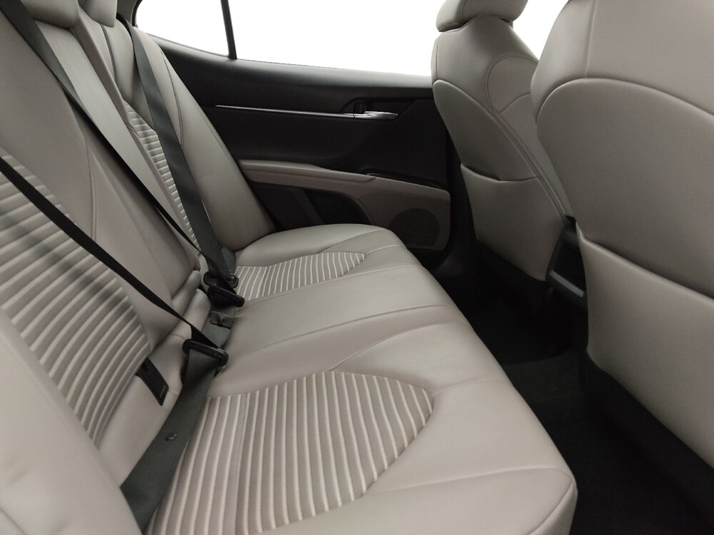 2022 Toyota Camry in Tampa, FL 33612 - 18100573 19