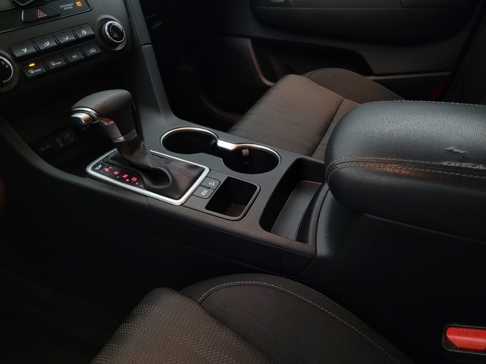 2019 Kia Sportage in Tampa, FL 33612 - 18100575 26