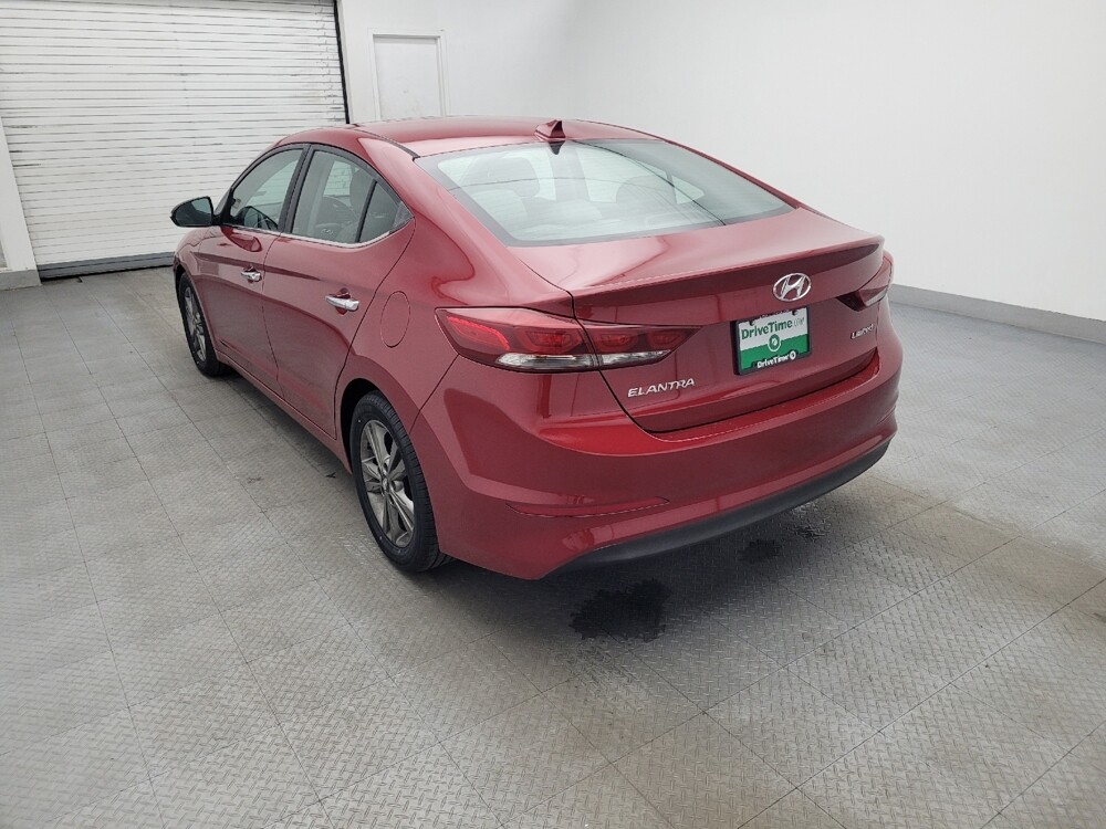 2017 Hyundai Elantra in Greensboro, NC 27407 - 18100598 5