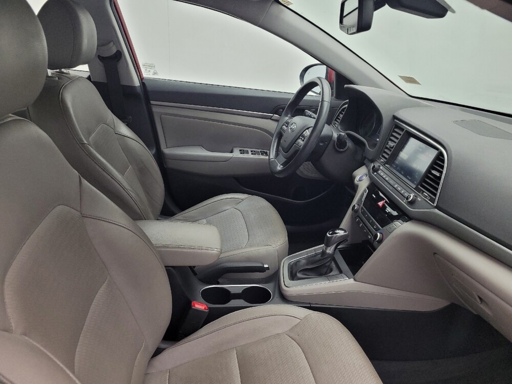 2017 Hyundai Elantra in Greensboro, NC 27407 - 18100598 21