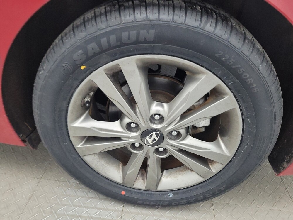 2017 Hyundai Elantra in Greensboro, NC 27407 - 18100598 31