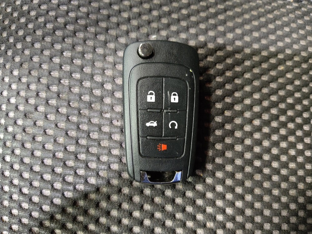 2016 Chevrolet Equinox in Greensboro, NC 27407 - 18100601 32