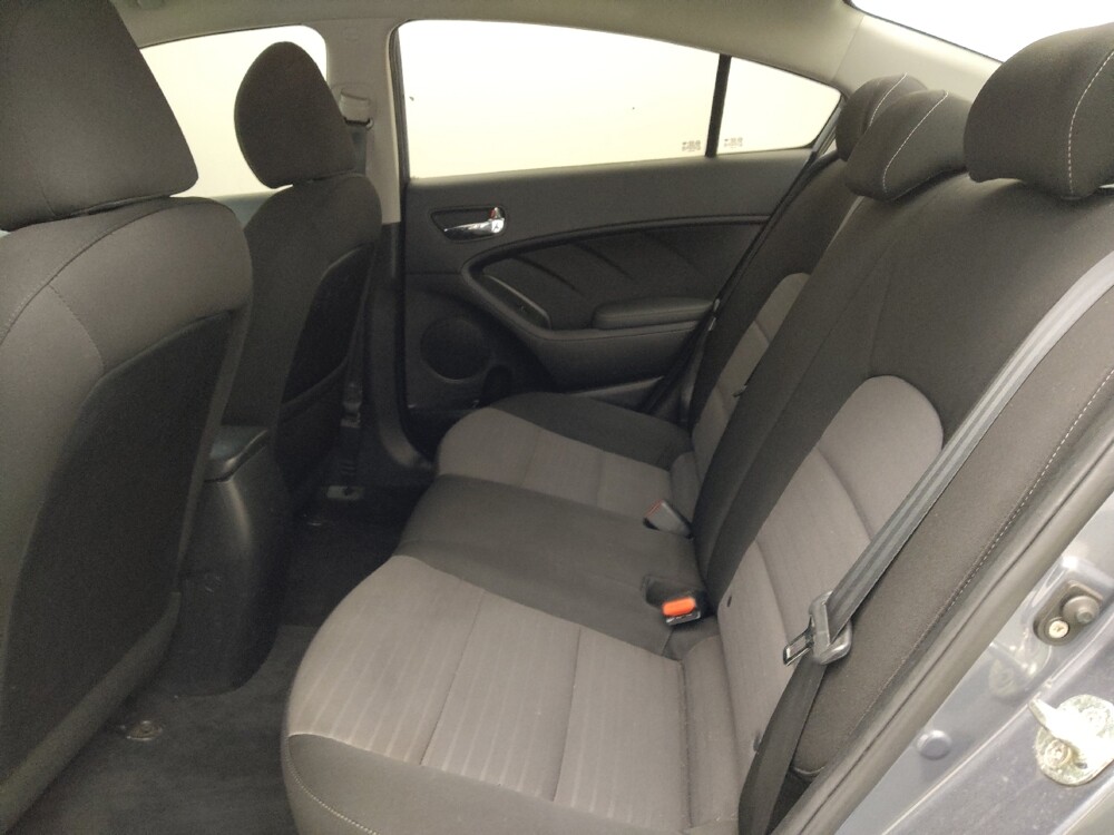 2018 Kia Forte in Denver, CO 80012 - 18100611 18