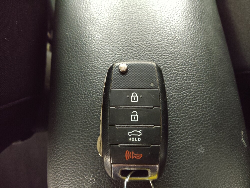 2018 Kia Forte in Denver, CO 80012 - 18100611 32