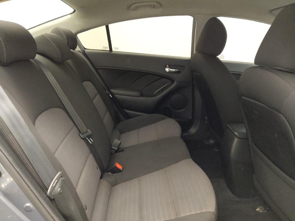 2018 Kia Forte in Denver, CO 80012 - 18100611 19