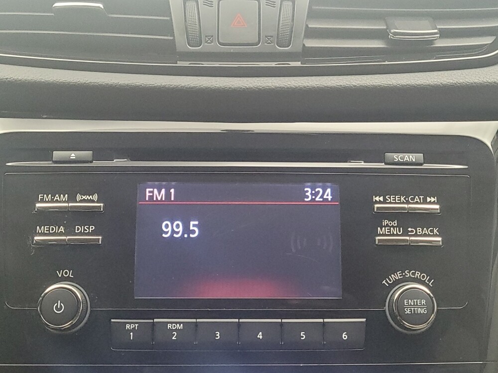 2018 Nissan Rogue Sport in Huntsville, AL 35816 - 18100622 25