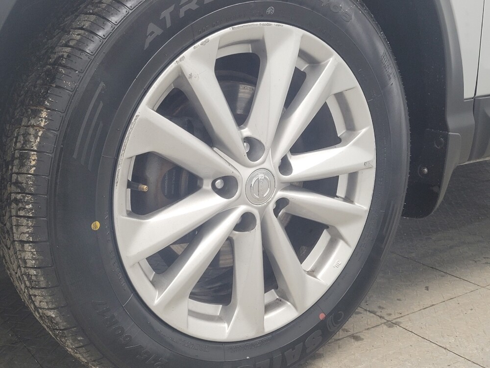 2018 Nissan Rogue Sport in Huntsville, AL 35816 - 18100622 31