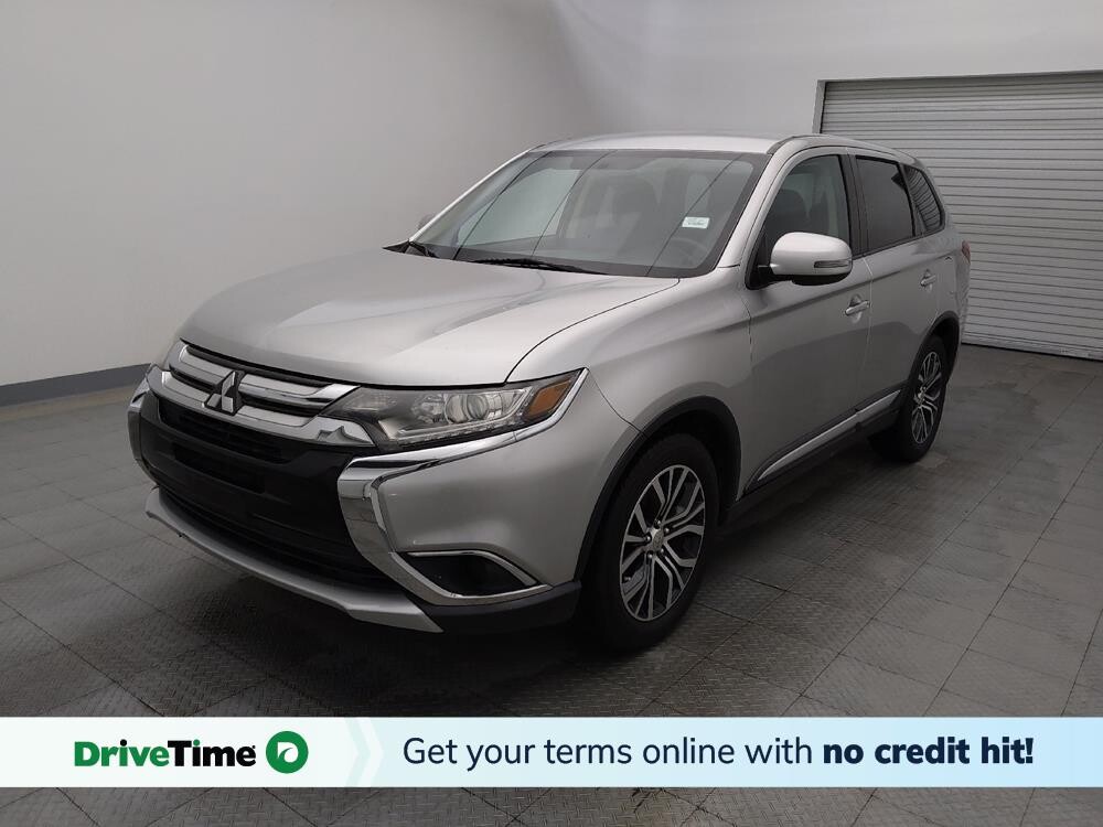 2018 Mitsubishi Outlander in Houston, TX 77034 - 18100629