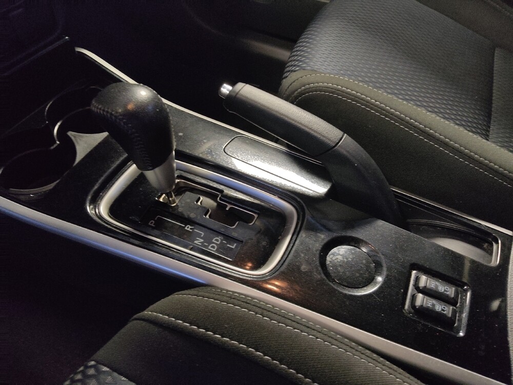 2018 Mitsubishi Outlander in Houston, TX 77034 - 18100629 26