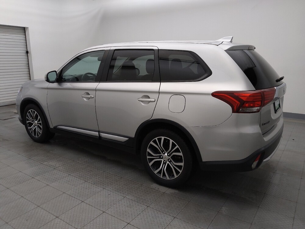 2018 Mitsubishi Outlander in Houston, TX 77034 - 18100629 3