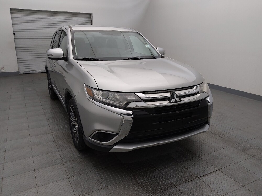 2018 Mitsubishi Outlander in Houston, TX 77034 - 18100629 14