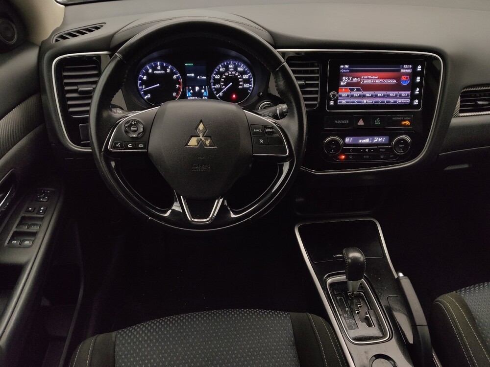2018 Mitsubishi Outlander in Houston, TX 77034 - 18100629 22