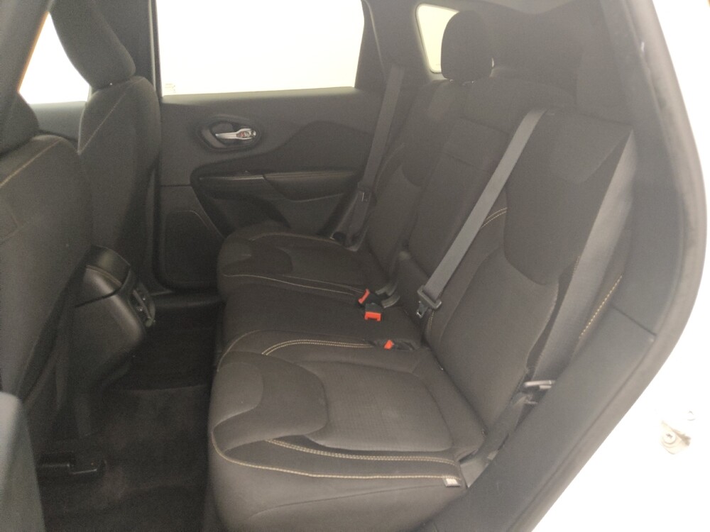 2016 Jeep Cherokee in Live Oak, TX 78233 - 18100630 18