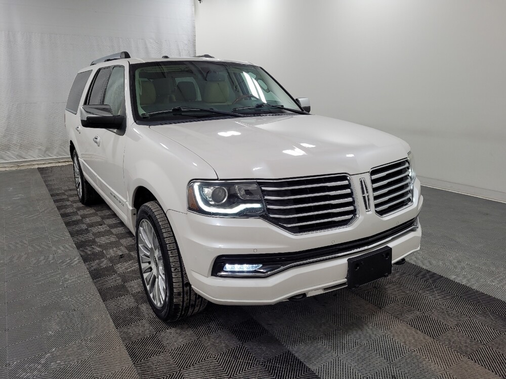 2015 Lincoln Navigator L in Pittsburgh, PA 15236 - 18100652 13