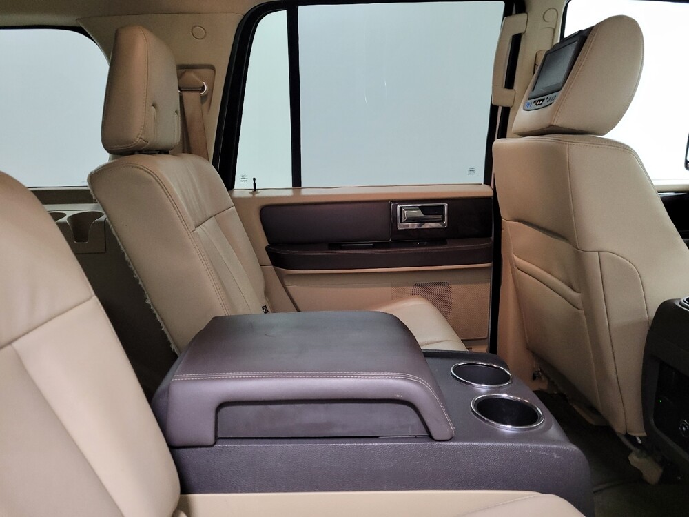 2015 Lincoln Navigator L in Pittsburgh, PA 15236 - 18100652 19