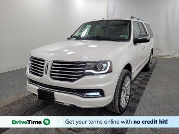 2015 Lincoln Navigator L in Pittsburgh, PA 15236