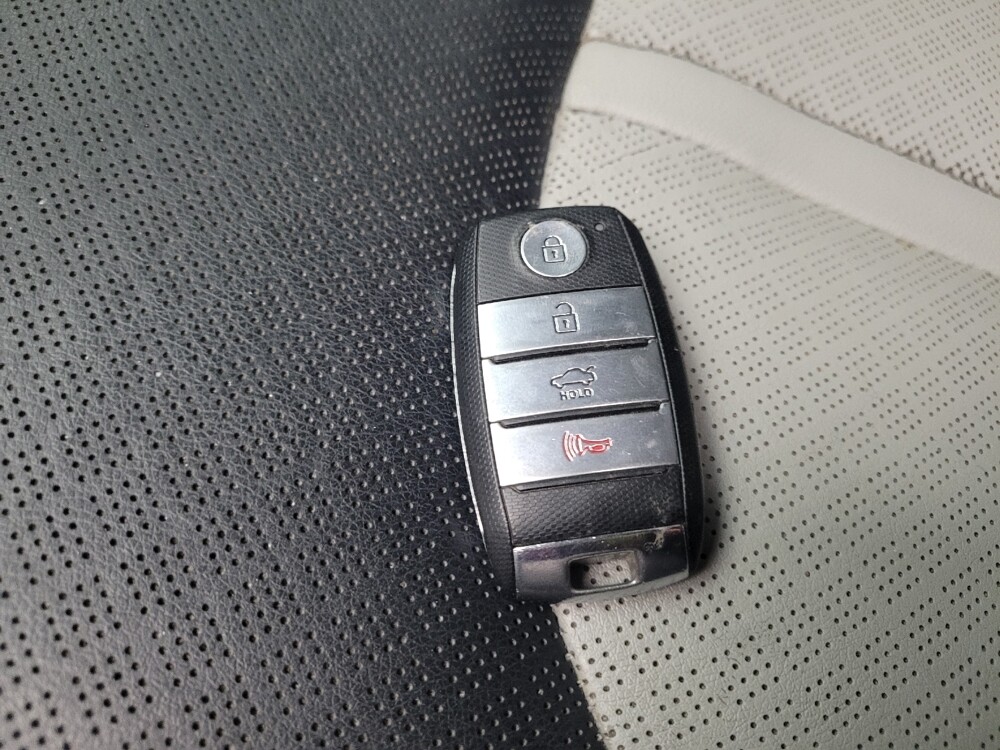 2019 Kia Optima in St. Louis, MO 63125 - 18100665 32