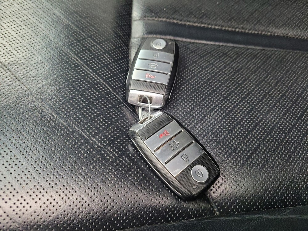 2016 Kia Optima in Eastpointe, MI 48021 - 18100666 32