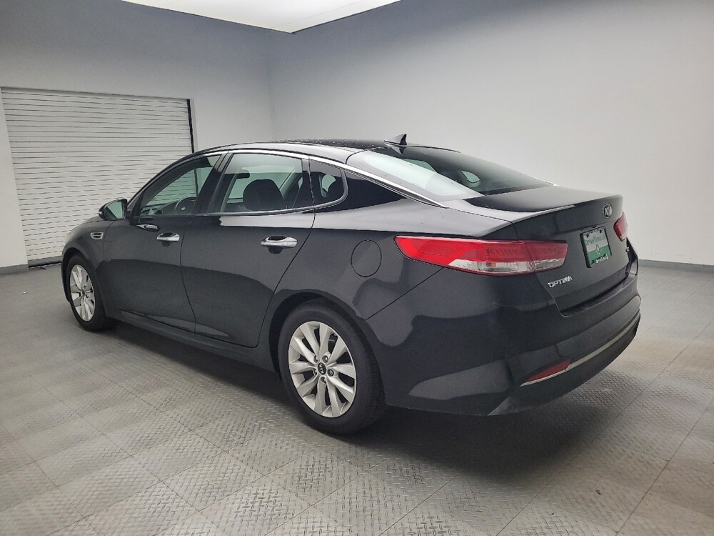 2016 Kia Optima in Eastpointe, MI 48021 - 18100666 3