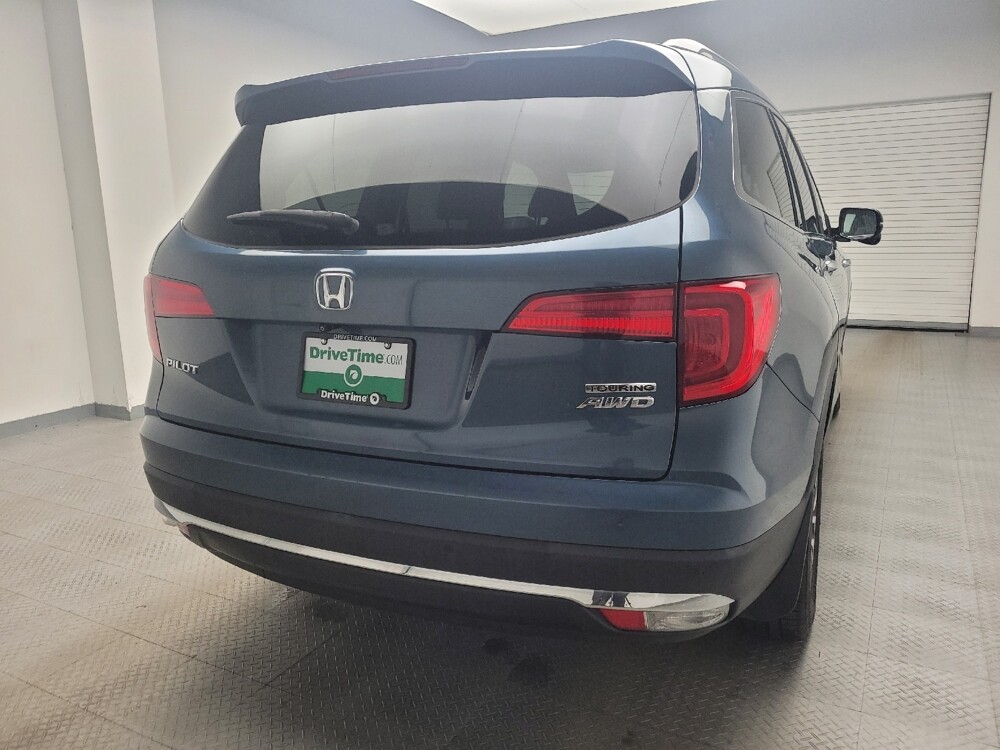 2017 Honda Pilot in Eastpointe, MI 48021 - 18100668 3