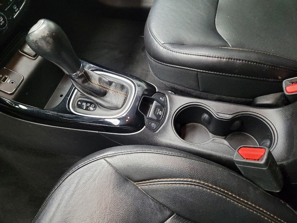 2018 Jeep Compass in Las Vegas, NV 89104 - 18100674 26