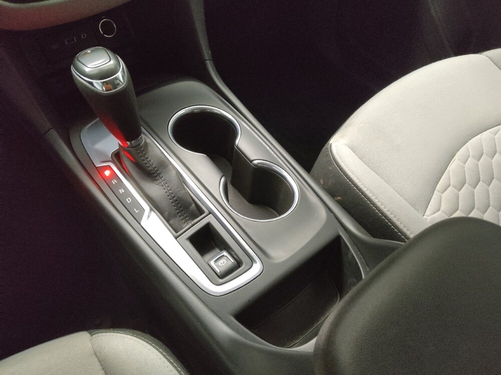 2020 Chevrolet Equinox in Ft Wayne, IN 46805 - 18100676 26