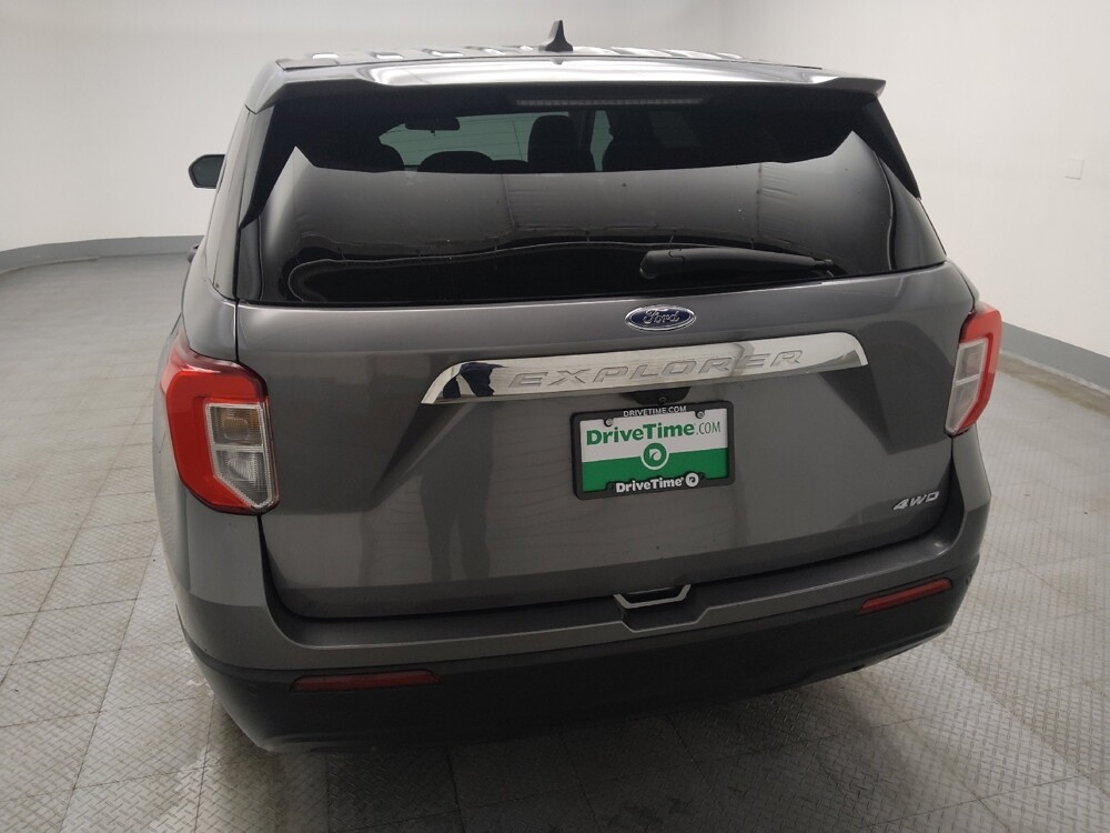 2021 Ford Explorer in Lombard, IL 60148 - 18100695 4
