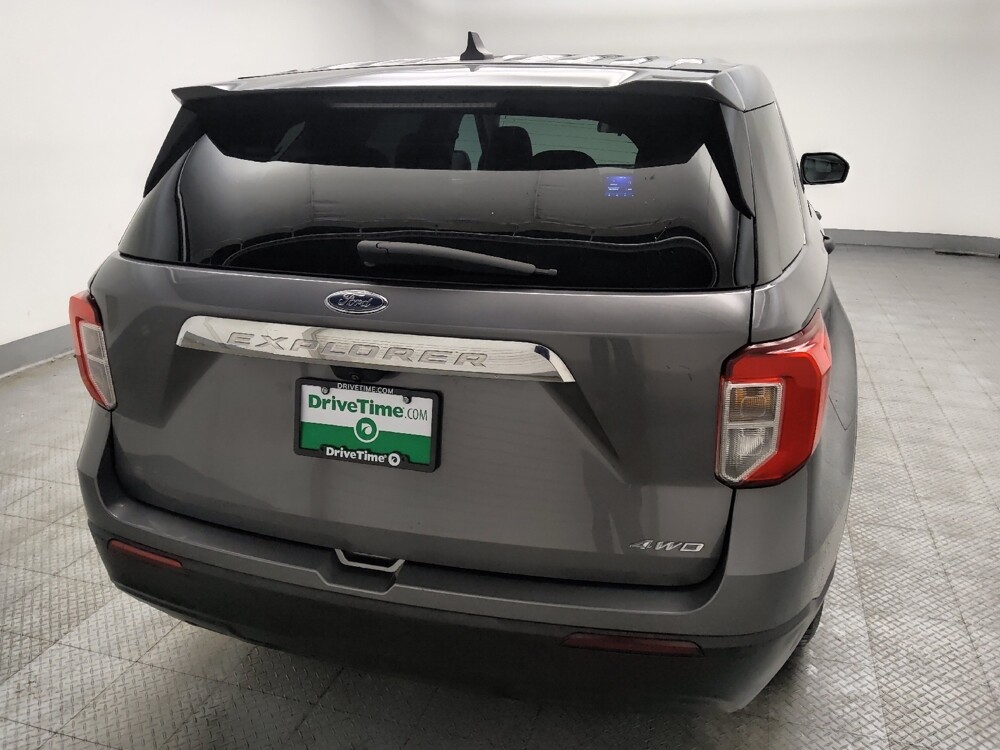 2021 Ford Explorer in Lombard, IL 60148 - 18100695 7