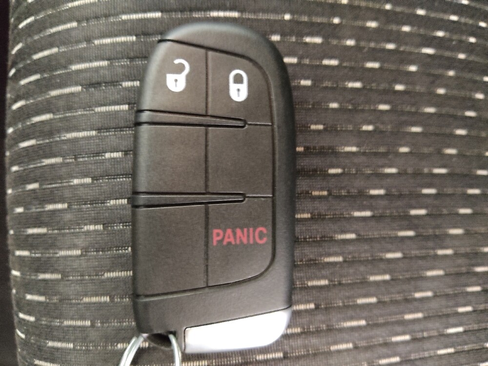 2017 Dodge Journey in Independence, MO 64055 - 18100696 32