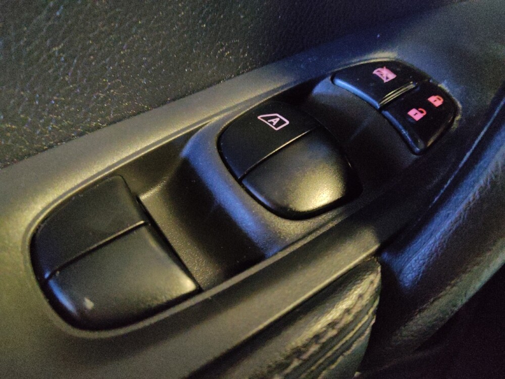 2017 Nissan Rogue Sport in Albuquerque, NM 87123 - 18100697 27