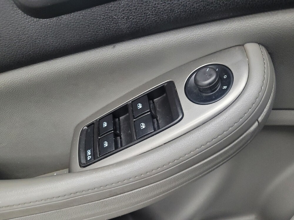 2014 Chevrolet Malibu in Antioch, TN 37013 - 18100729 27