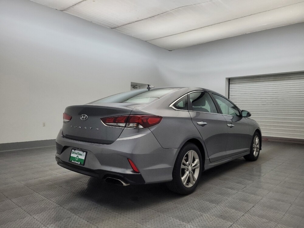 2019 Hyundai Sonata in Glendale, AZ 85301 - 18100732 9
