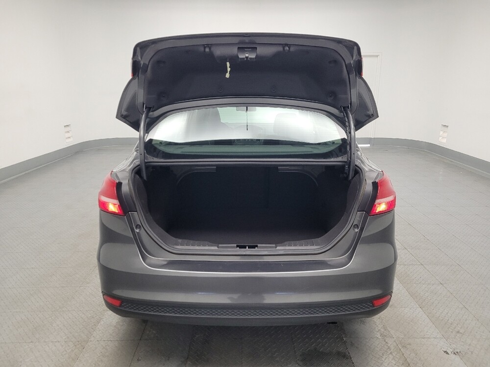 2018 Ford Focus in Madison, TN 37115 - 18100737 29