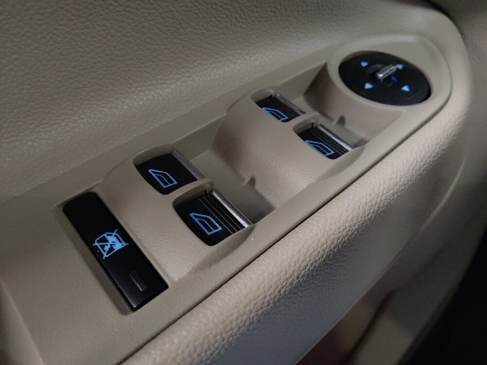 2015 Ford Escape in Chandler, AZ 85225 - 18100743 27