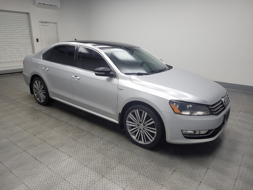 2015 Volkswagen Passat in Ft Wayne, IN 46805 - 18100778 11