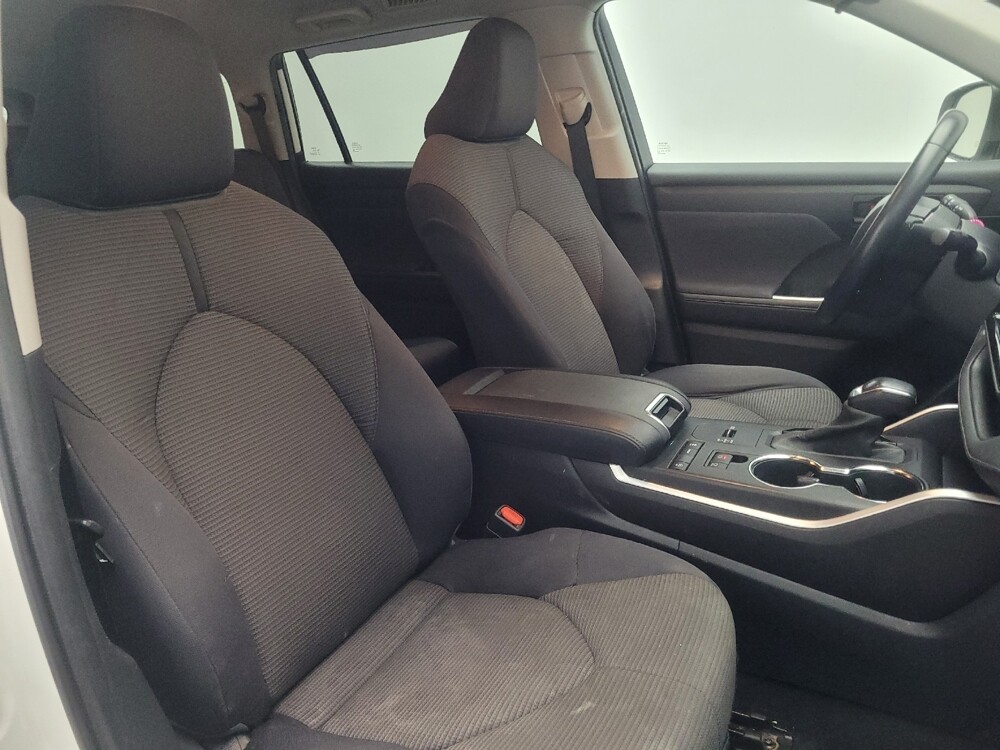 2022 Toyota Highlander in Stone Mountain, GA 30083 - 18100780 21