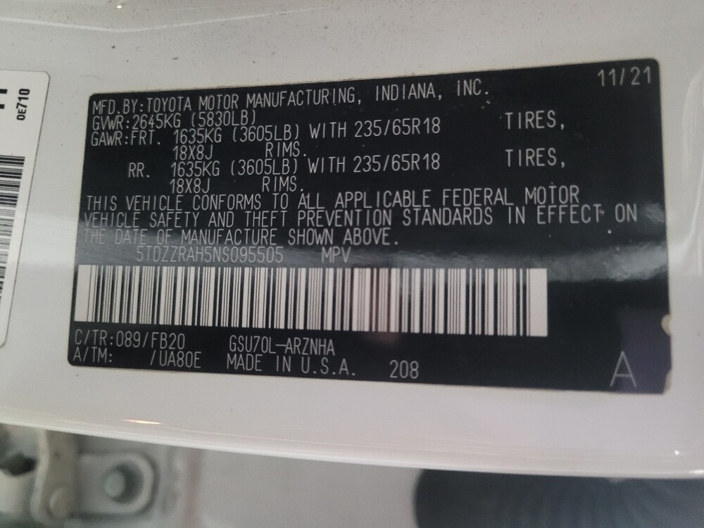 2022 Toyota Highlander in Stone Mountain, GA 30083 - 18100780 33