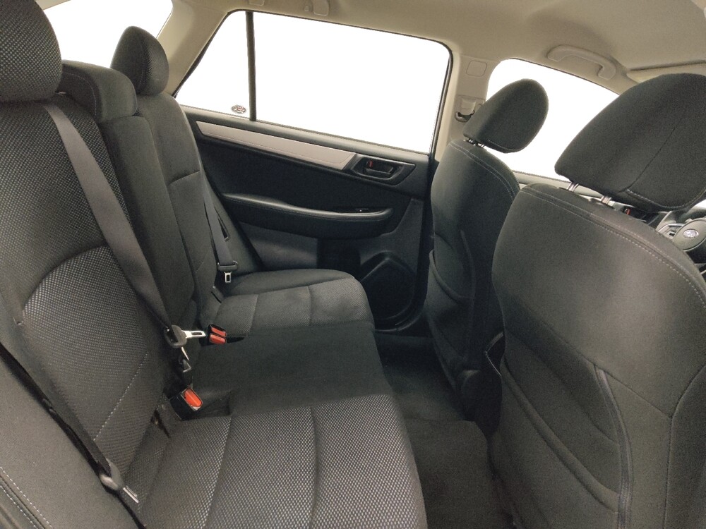 2019 Subaru Outback in Union City, GA 30291 - 18100781 19