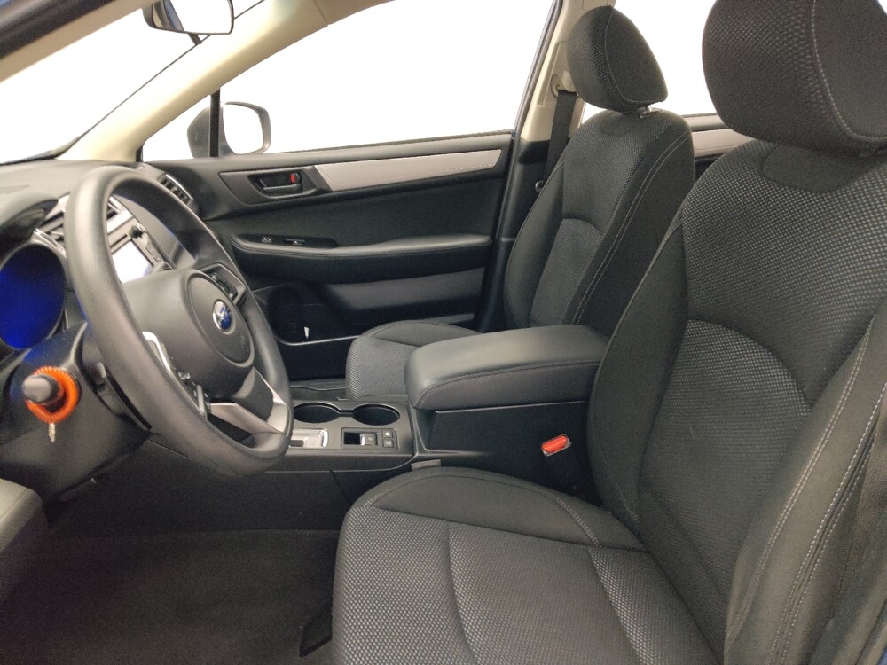 2019 Subaru Outback in Union City, GA 30291 - 18100781 17