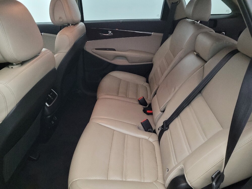 2016 Kia Sorento in Glen Burnie, MD 21061 - 18100797 18