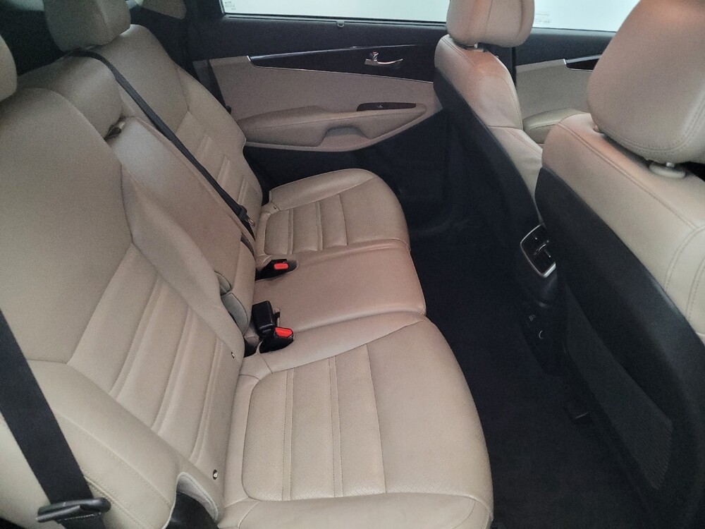 2016 Kia Sorento in Glen Burnie, MD 21061 - 18100797 19