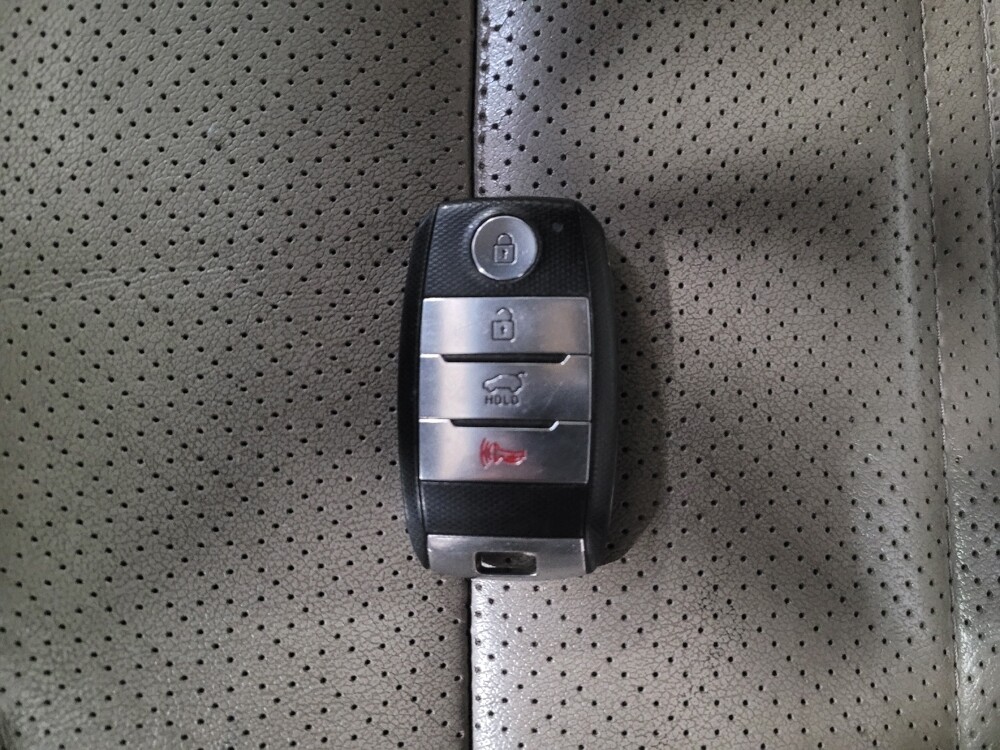 2016 Kia Sorento in Glen Burnie, MD 21061 - 18100797 32