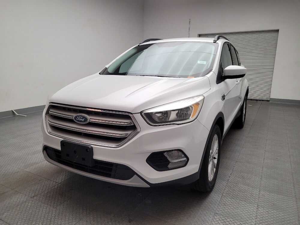 2018 Ford Escape in Downey, CA 90241 - 18100804 15