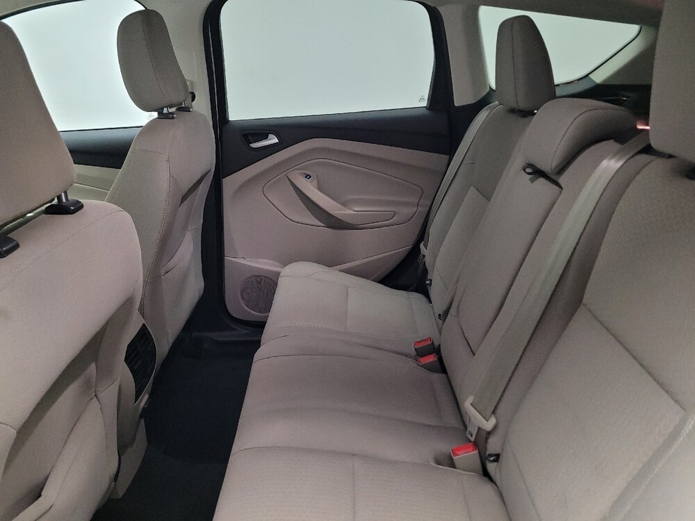 2018 Ford Escape in Downey, CA 90241 - 18100804 18