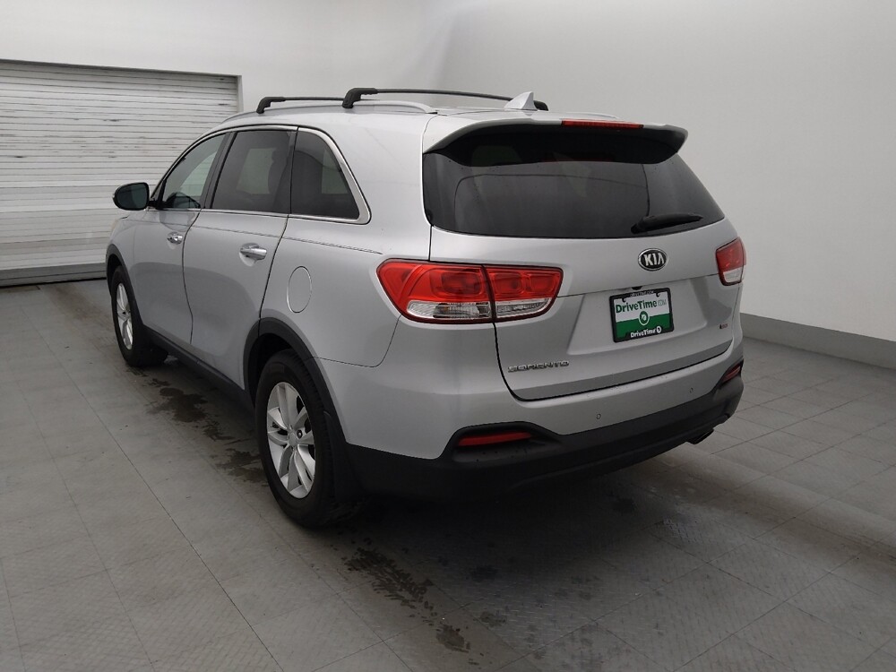 2017 Kia Sorento in Macon, GA 31210 - 18100809 5