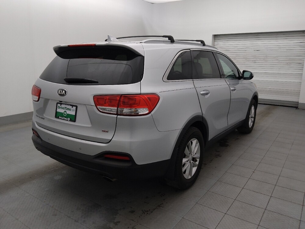 2017 Kia Sorento in Macon, GA 31210 - 18100809 9