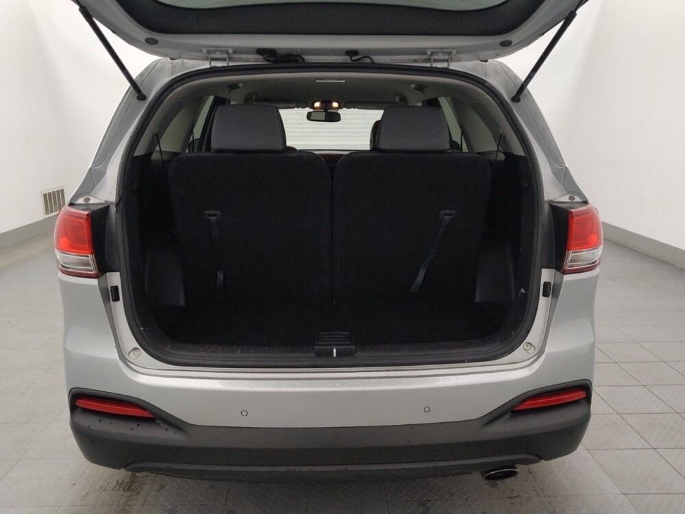 2017 Kia Sorento in Macon, GA 31210 - 18100809 29