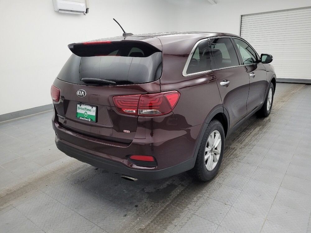 2020 Kia Sorento in Maple Heights, OH 44137 - 18100817 9