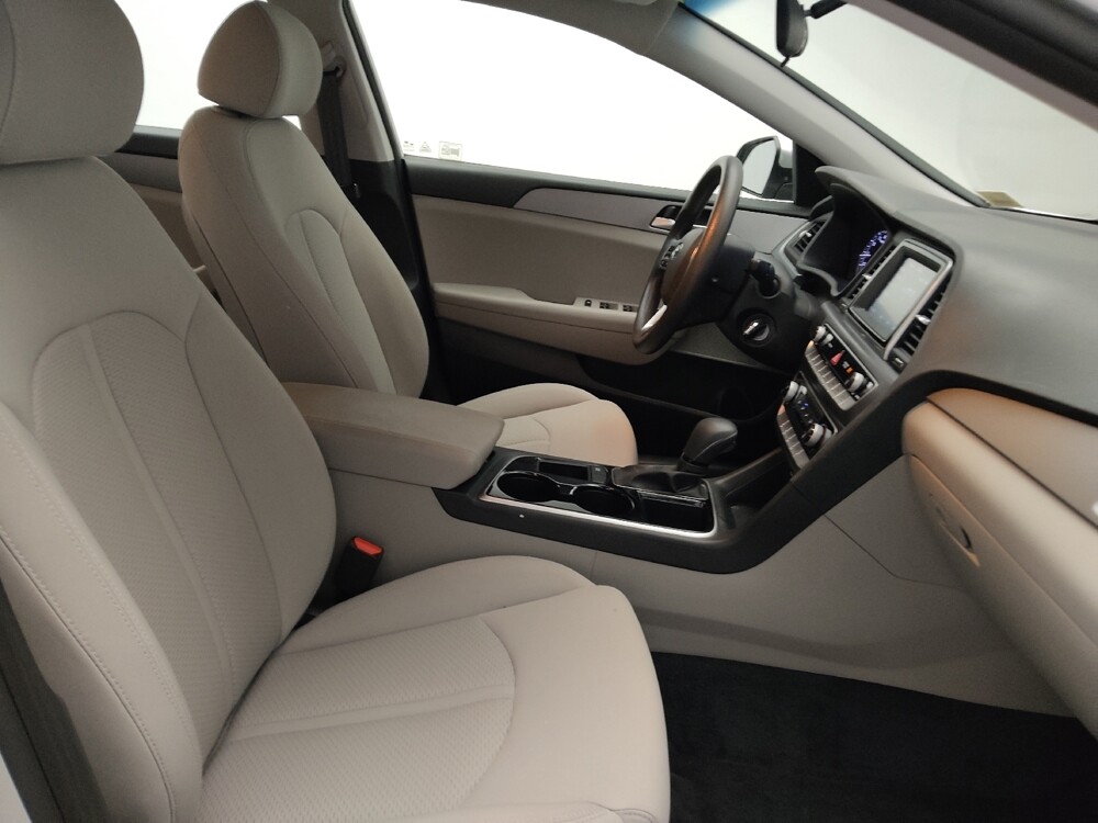 2018 Hyundai Sonata in Stone Mountain, GA 30083 - 18100822 21