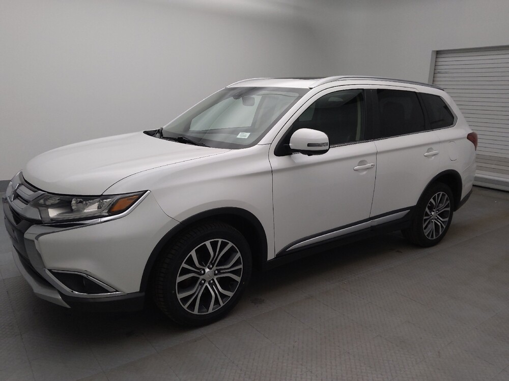 2018 Mitsubishi Outlander in Denver, CO 80012 - 18100829 2